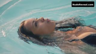 STEPHANIE SIGMAN nude in Arctic Monkeys: Snap Out Of It