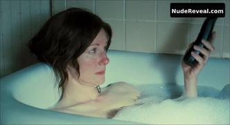 LAURA LINNEY nude in The Savages