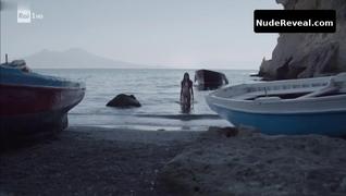 VALENTINA BELLE nude in Sirene