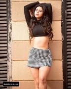 SOUNDARYA SHARMA nude in Housefull 4