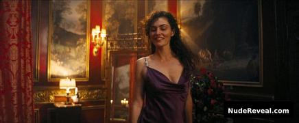 PHOEBE TONKIN nude in Babylon