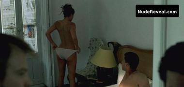 LEONOR VARELA nude in Pas si grave