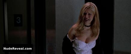 TARA REID nude in Urban Legend