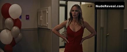 EMILY BLUNT nude in Pain Hustlers