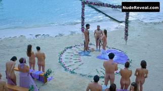 ELA VELDEN nude in El Juego de las Llaves