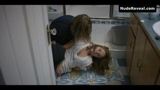 MACKENZIE PORTER nude in Travelers