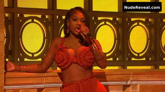 SUMMER WALKER nude in Saturday Night Live