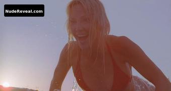 HEATHER LOCKLEAR nude in Flirting with Forty