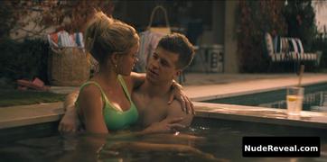 ANNALISA COCHRANE nude in One of Us Is Lying