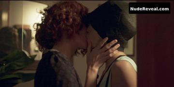 ANA FERNANDEZ nude in Cable Girls