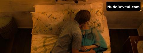 ROSE MCIVER nude in Daffodils