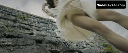 ECE YUKSEL nude in Three Thousand Years of Longing