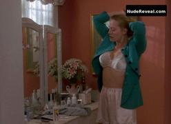 CYBILL SHEPHERD nude in Chances Are