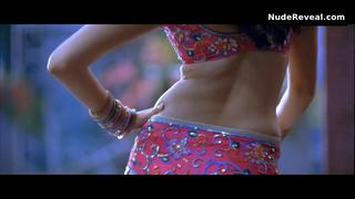 TAMANNA BHATIA nude in Siruthai