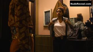 ZAZIE BEETZ nude in Full Circle