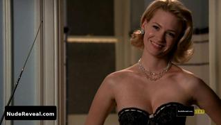 JANUARY JONES nude in Mad Men