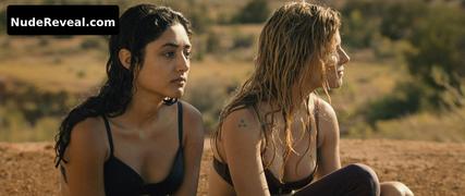 GOLSHIFTEH FARAHANI nude in Just Like a Woman