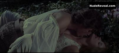 MARIBEL VERDU nude in La Celestina