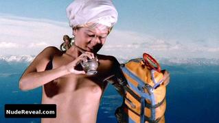 CATHERINE ZETA-JONES nude in Les 1001 nuits