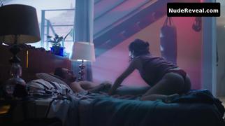 ELA VELDEN nude in El Juego de las Llaves