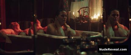 AGNIESZKA GROCHOWSKA nude in How I Fell in Love with a Gangster
