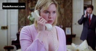 RENEE ZELLWEGER nude in Bridget Jones: The Edge of Reason