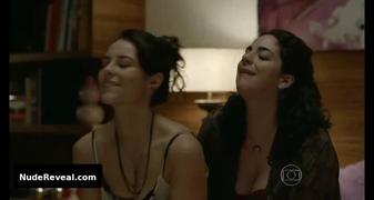PAOLLA OLIVEIRA nude in Felizes para Sempre?