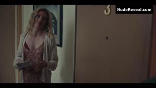 EVELYNE BROCHU nude in Chouchou