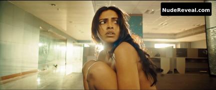 AMALA PAUL nude in Aadai