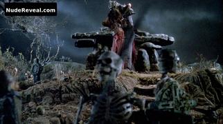 EMBETH DAVIDTZ nude in Army of Darkness