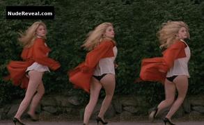 DREW BARRYMORE nude in Poison Ivy