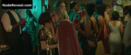 RAMONA YOUNG nude in Blockers
