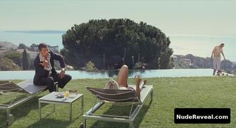 VIRGINIE EFIRA nude in Le Siffleur