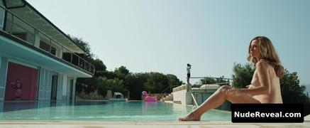 EURIDICE AXEN nude in Loro