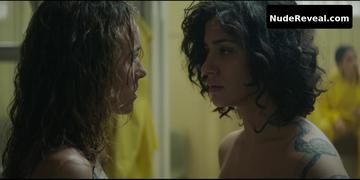 MANON AZEM nude in Prise Au Piege