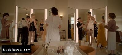 SAMARA WEAVING nude in Hollywood