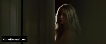 AMANDA SEYFRIED nude in Dear John