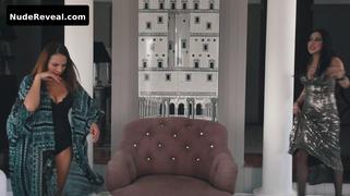 FABIOLA CAMPOMANES nude in El viaje de Keta