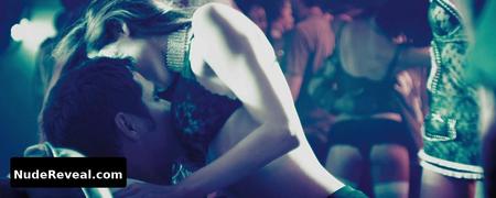 YARI DE LEON nude in The Lincoln Lawyer