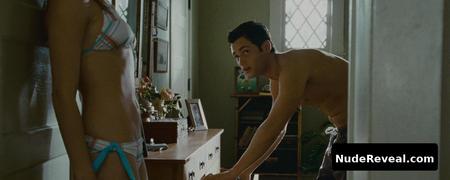 AMBER HEARD nude in The Stepfather