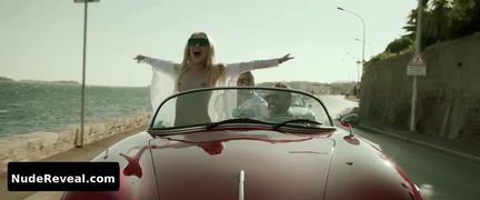 PAULINA GALAZKA nude in Girls to Buy