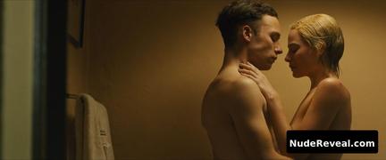 MARGOT ROBBIE nude in Dreamland