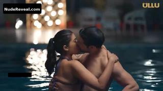 DONNA MUNSHI nude in Khoon Bhari Maang