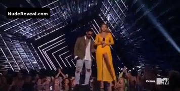 GIGI HADID nude in MTV Video Music Awards