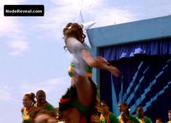 GABRIELLE UNION nude in Bring It On