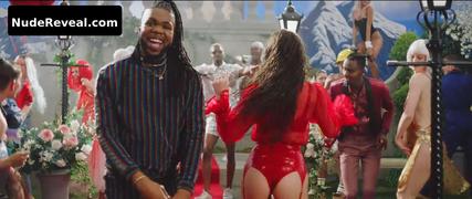 HAILEE STEINFELD nude in Colour