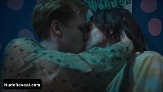 DELFINA CHAVES nude in Rap Battlefield
