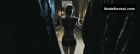 LEIGHTON MEESTER nude in The Roommate