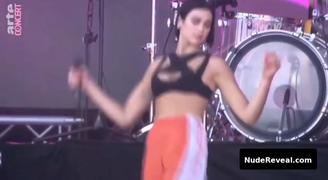 DUA LIPA nude in Arte Concert