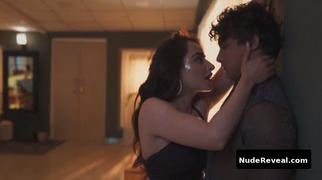 NIYATI FATNANI nude in Fuh se Fantasy
